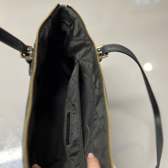 Michael Kors Ciara Black with gold zip look New - Picture 6 of 8